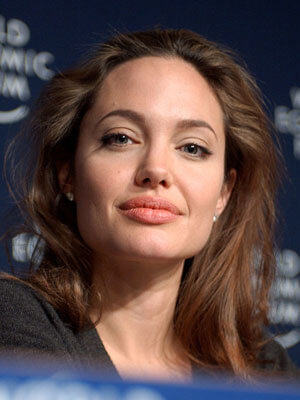 Gaunt face structure example - Angeline Jolie